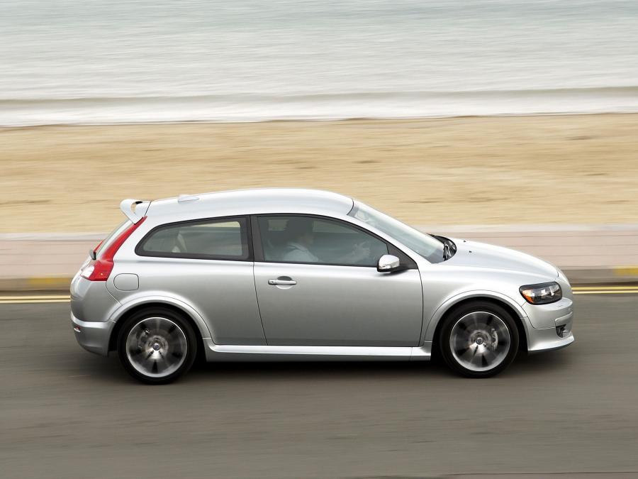  Volvo C30 R-Design 2008 года  (UK) (фото 6 из 21)